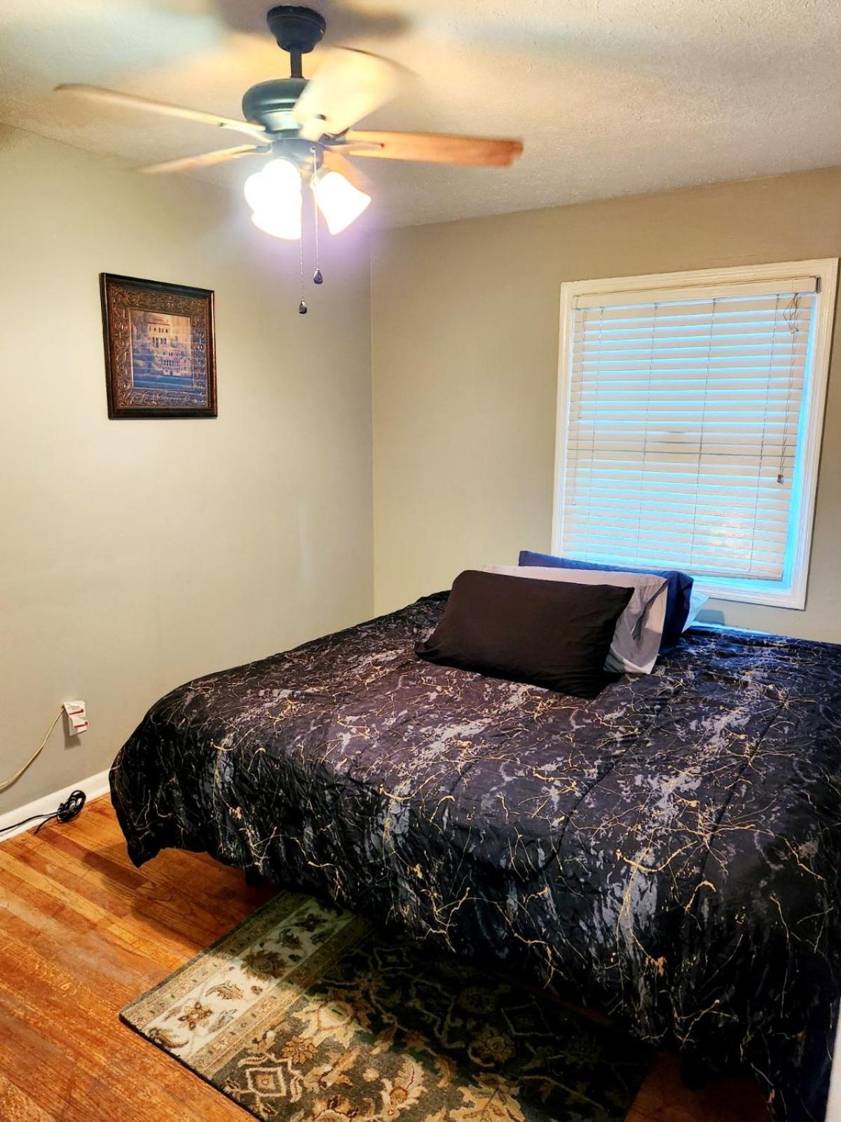 Quiet Comfort Room Near Shopping And Attractions Fayetteville Eksteriør billede